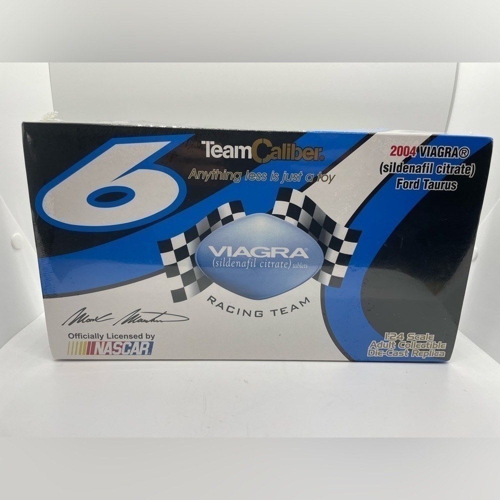 Mark Martin #6 Valvoline / EAGLE ONE 1:24 Team Caliber GOLD LIMITED EDITION‍‍﻿﻿﻿